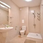 Spacious 2bd 2ba Flat - South Park & Vitosha Views By Flat Mаnager * Sofia
