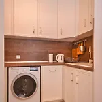 Apartment Spacious 2bd 2ba Flat - South Park & Vitosha Views By Flat Mаnager Sofia