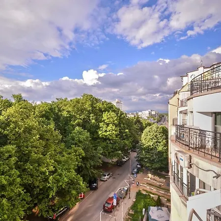 Spacious 2bd 2ba Flat - South Park & Vitosha Views By Flat Mаnager Sofia