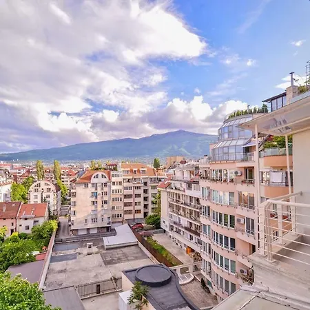Spacious 2bd 2ba Flat - South Park & Vitosha Views By Flat Mаnager *
