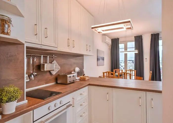 Διαμέρισμα Spacious 2bd 2ba Flat - South Park & Vitosha Views By Flat Mаnager Σόφια