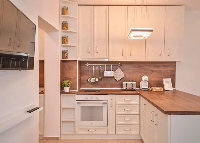 Spacious 2bd 2ba Flat - South Park & Vitosha Views By Flat Mаnager * Σόφια